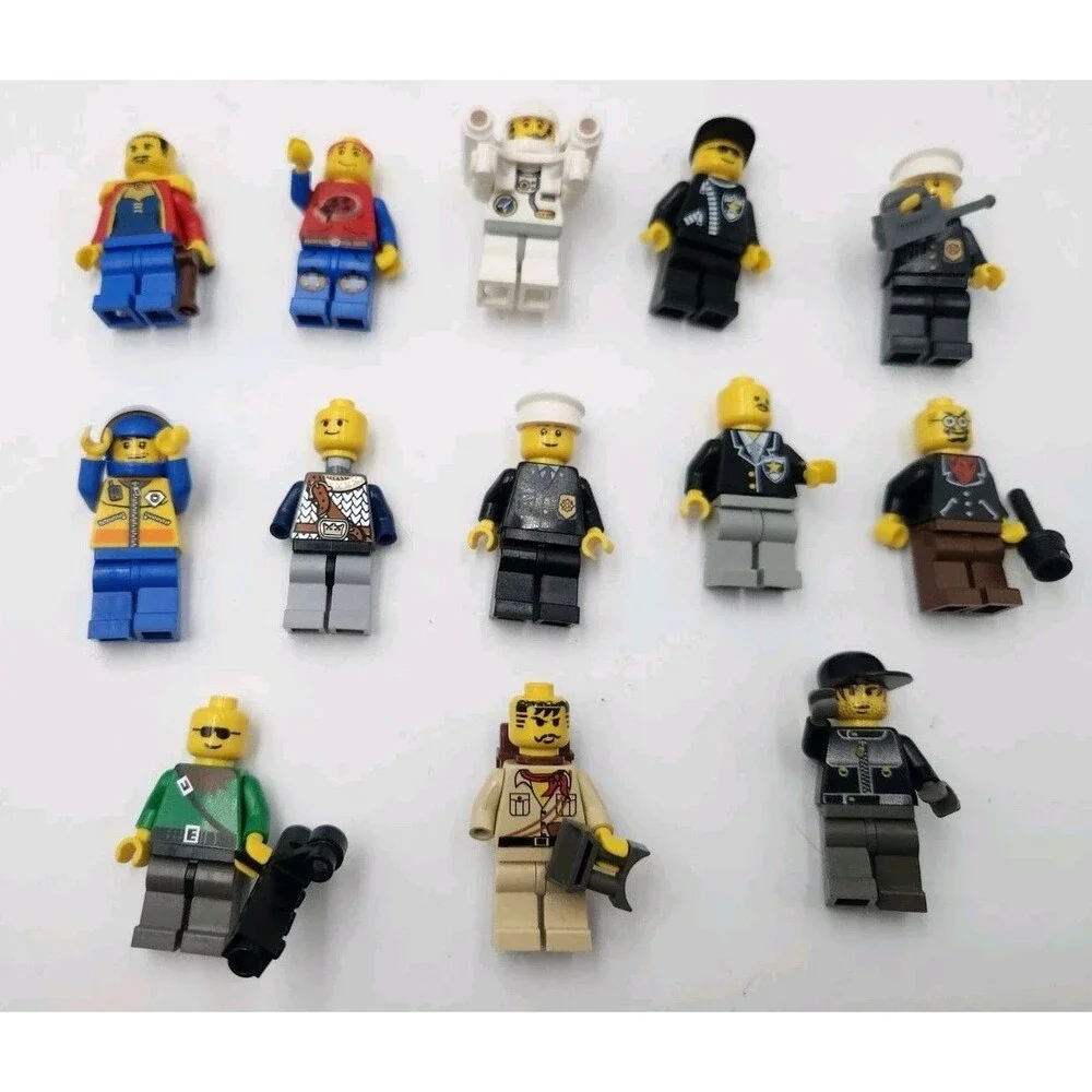 Lot 10 RANDOM Lego City Minifigures People Men Town Police Women Minifigs